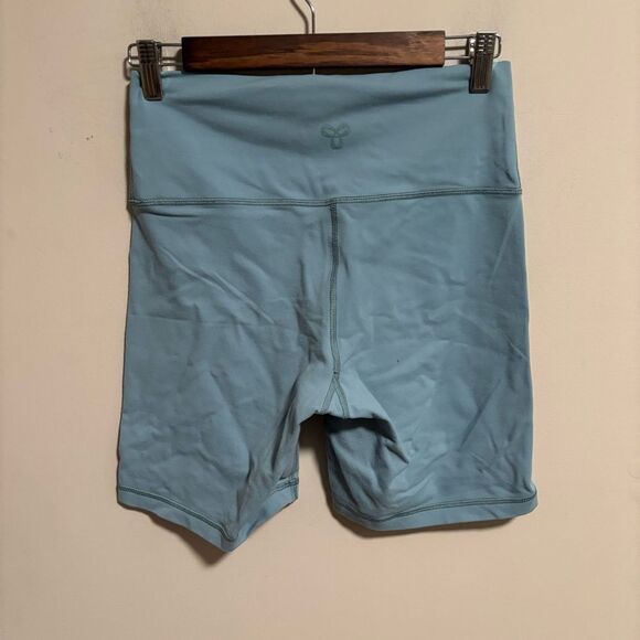 Aritzia TNA Biker Athletic shorts Hi-rise 7” Blue- Size Medium - Picture 1 of 6